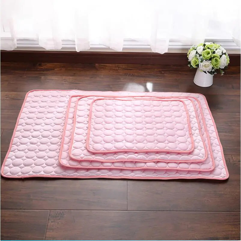 Cooling Pet Bed Mat for Cats and Dogs (Summer Use)
